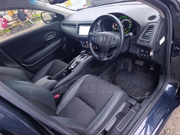 Honda Vezel 2019 Blue