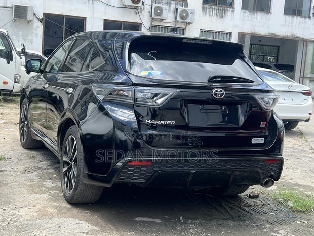 Toyota Harrier 2019 Black
