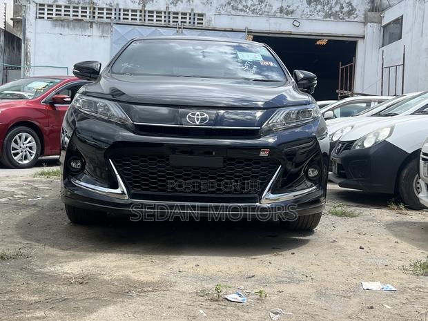 Toyota Harrier 2019 Black