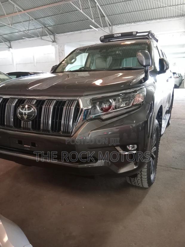 Toyota Land Cruiser Prado 2019 Silver