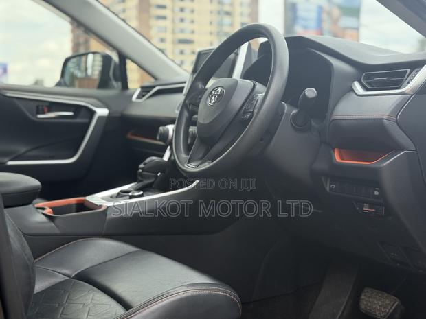 Toyota RAV4 Adventure AWD 2020 Black