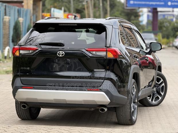 Toyota RAV4 Adventure AWD 2020 Black