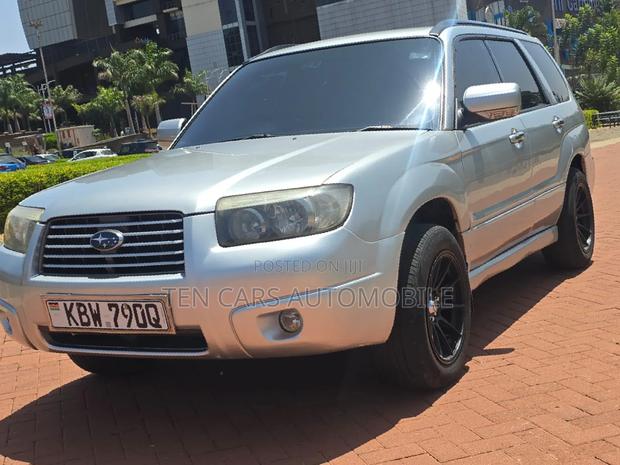 Subaru Forester 2006 Silver