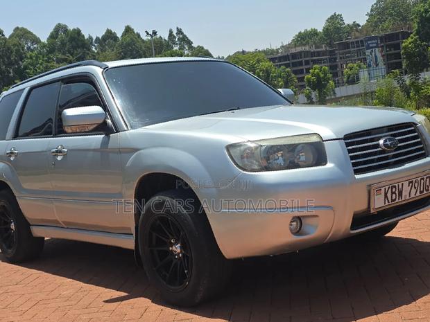 Subaru Forester 2006 Silver