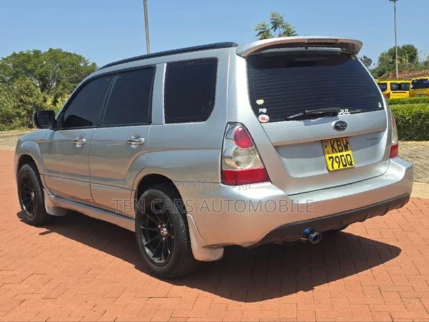 Subaru Forester 2006 Silver