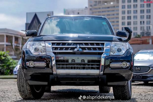 Mitsubishi Pajero V80 3.2 DI-D 2019 Black