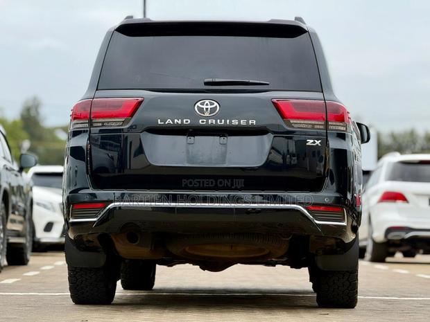 Toyota Land Cruiser 3.3 Diesel 4WD 2022