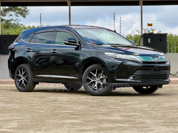 Toyota Harrier 2.0 2019 Black