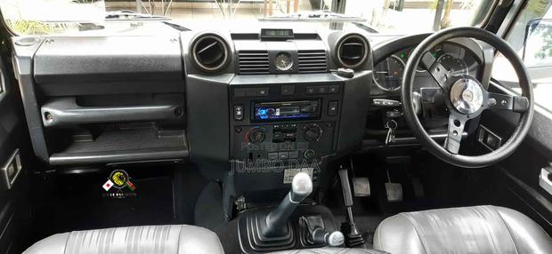 Land Rover Defender Puma 110 SW 2012 Silver
