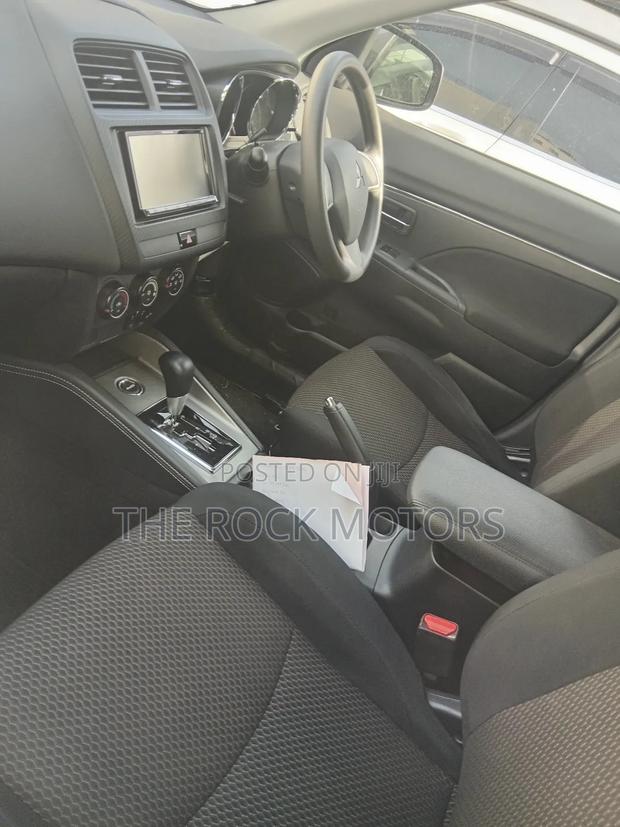 Mitsubishi RVR 2018 Silver