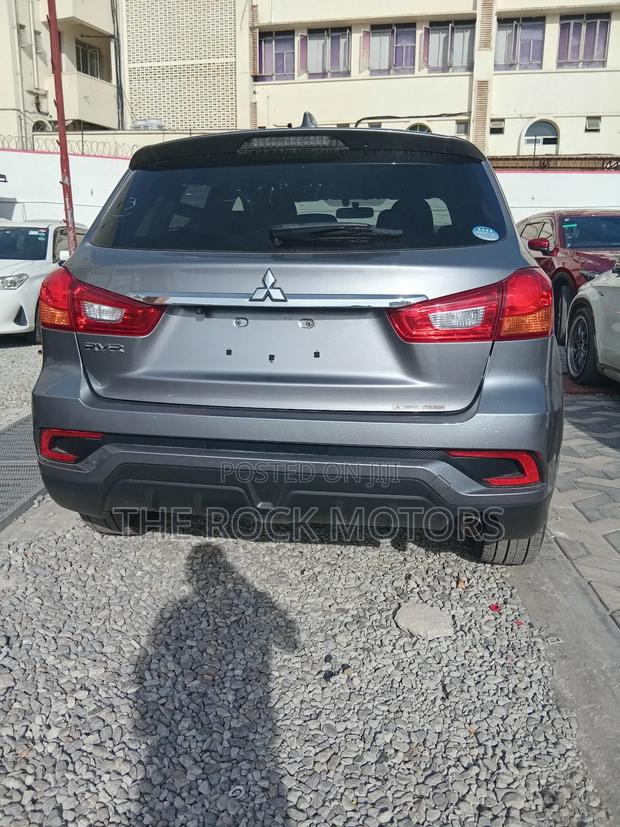 Mitsubishi RVR 2018 Silver