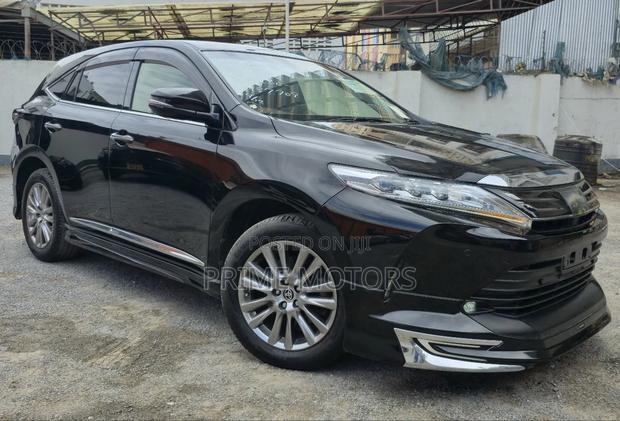 Toyota Harrier 2.0 2019 Black