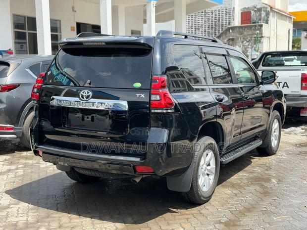 Toyota Land Cruiser Prado 2.8 2020 Black
