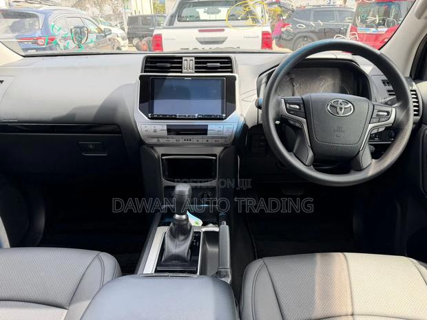 Toyota Land Cruiser Prado 2.8 2020 Black