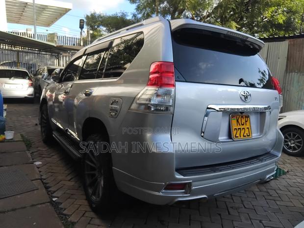 Toyota Land Cruiser Prado 2.7 i 2010 Silver