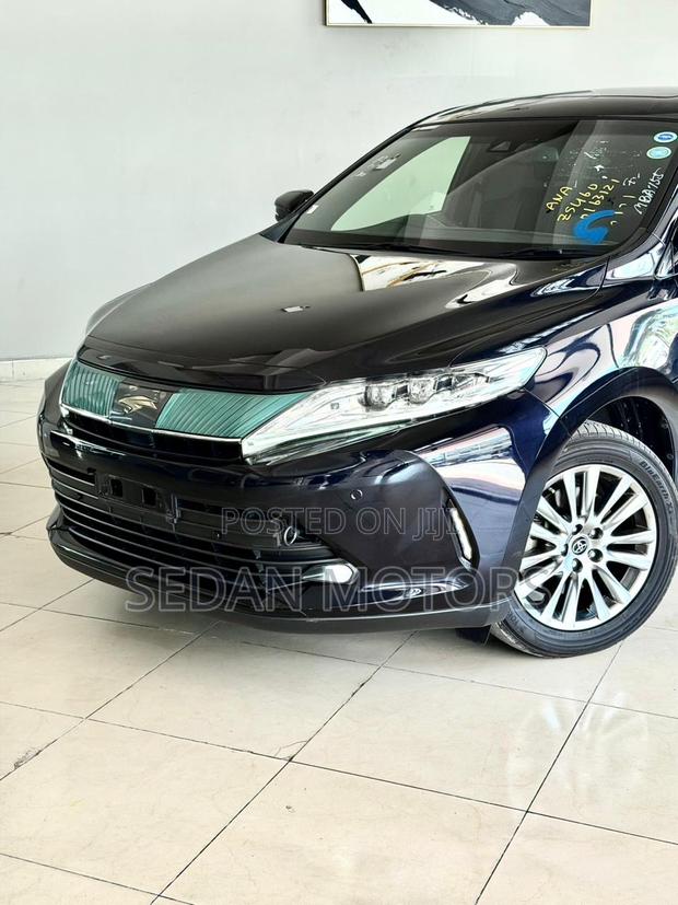 Toyota Harrier 2019 Black