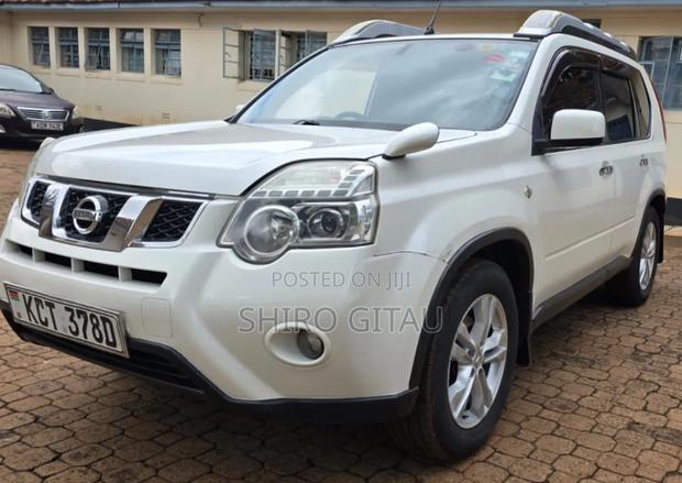 Nissan X-Trail 2013 White