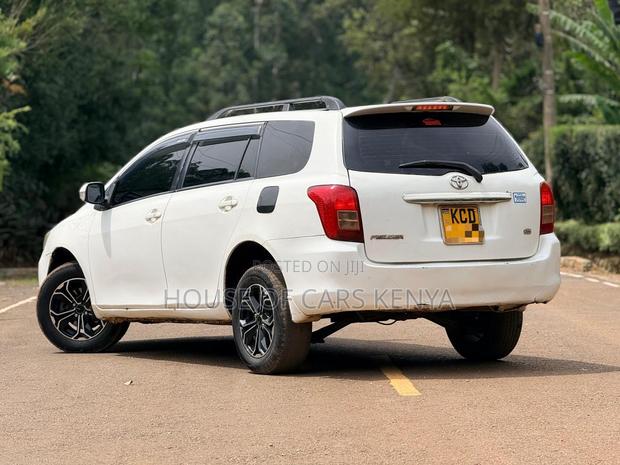 Toyota Corolla Fielder 2008 White