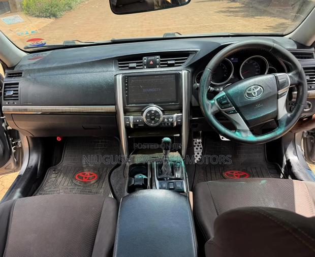 Toyota Mark X 2014 Gray