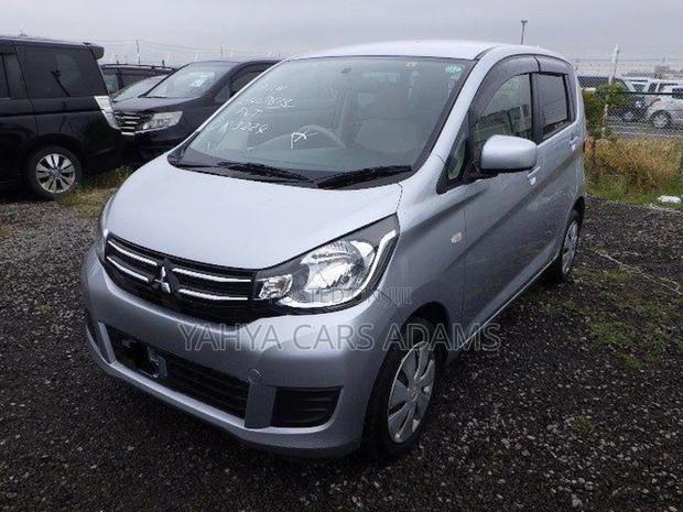 Mitsubishi EK Wagon 660 FWD 2018 Silver