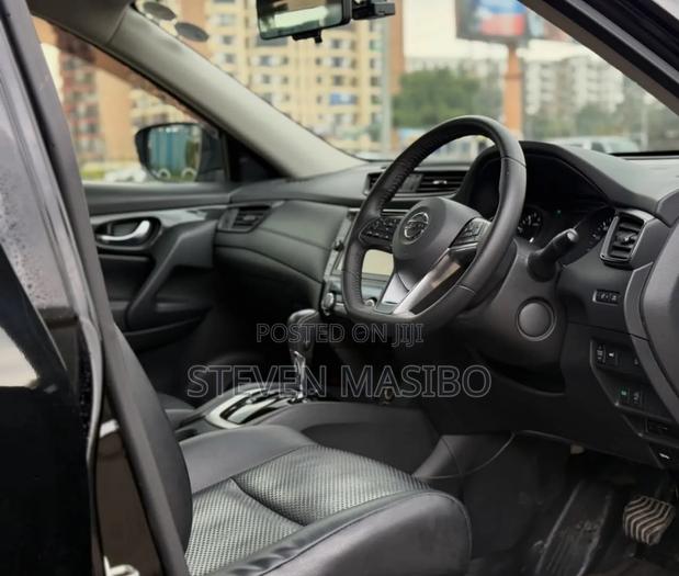 Nissan X-Trail 2.0 Petrol FWD 2019 Black