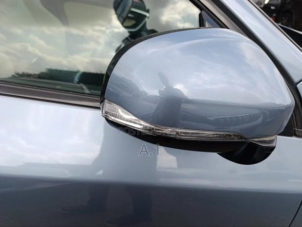 Volvo V60 2018 Blue