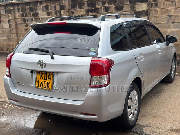 Toyota Corolla Fielder 1.5 Petrol FWD 2013 Silver