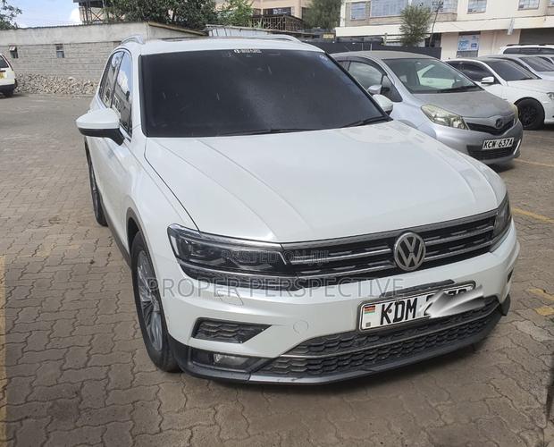 Volkswagen Tiguan 2.0T SEL Premium FWD 2018 Pearl