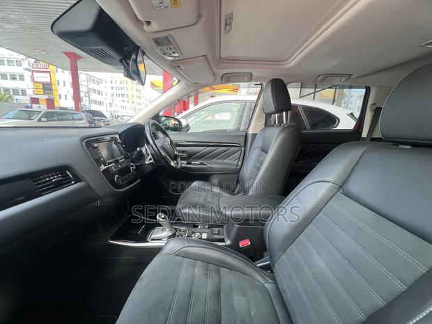 Mitsubishi Outlander 2019 Burgundy