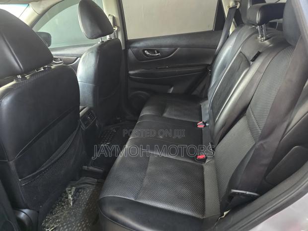 Nissan X-Trail 2015 Silver