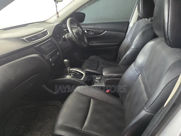 Nissan X-Trail 2015 Silver