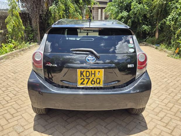 Toyota Aqua 2015 Black