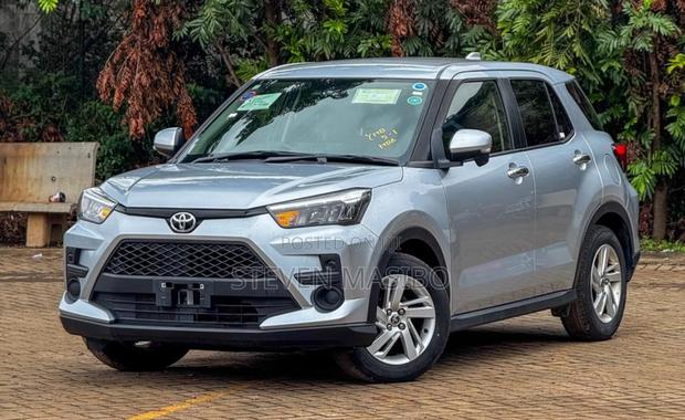 Toyota Raize 1.0 AWD 2019 Silver