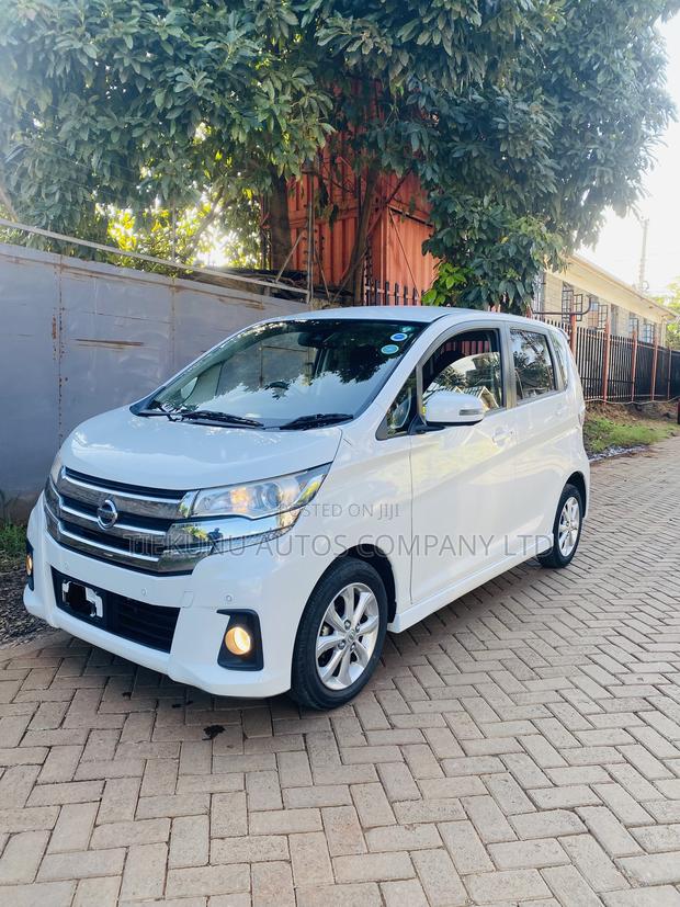 Nissan Dayz Highway Star G 2018 Pearl