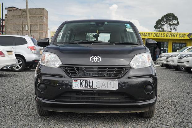Toyota Passo 2018 Black