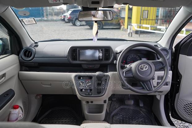 Toyota Passo 2018 Black