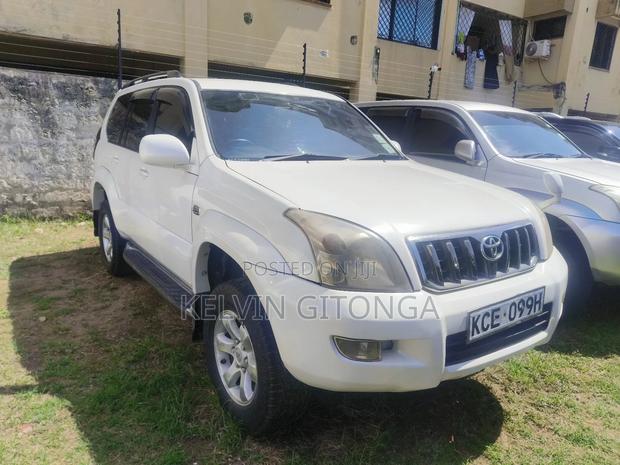 Toyota Land Cruiser Prado 2015 White