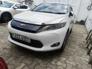 Toyota Harrier 2014 White for sale