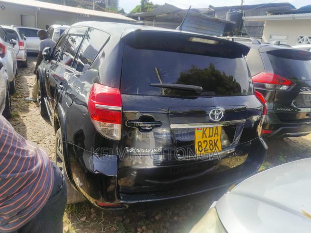 Toyota Vanguard 2014 Black