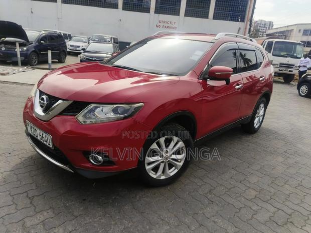 Nissan X-Trail 2015 Red