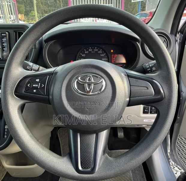 Toyota Passo 1.0 FWD 2020 Silver