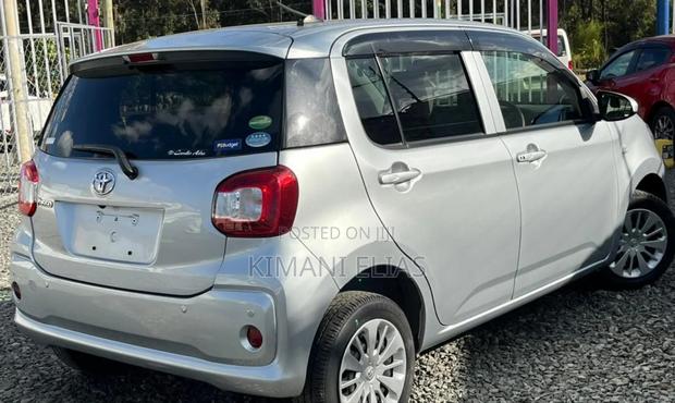 Toyota Passo 1.0 FWD 2020 Silver