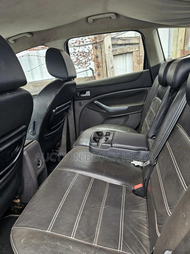 Ford Kuga 2011 Black
