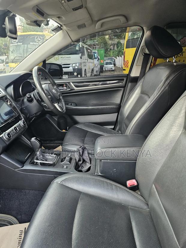 Subaru Outback 2016 Gray