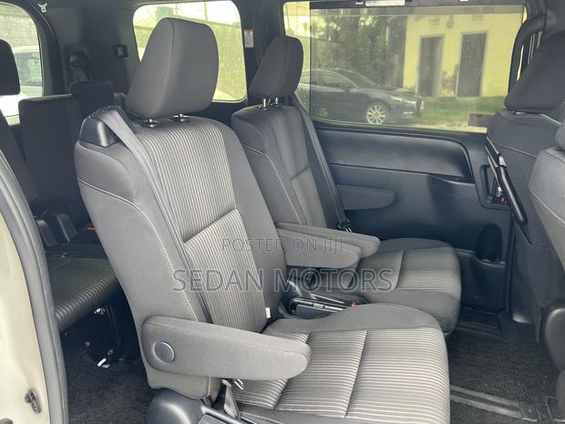Toyota Voxy 2019 White