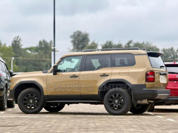 New Toyota Land Cruiser Prado 2.7 2024