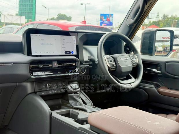 New Toyota Land Cruiser Prado 2.7 2024