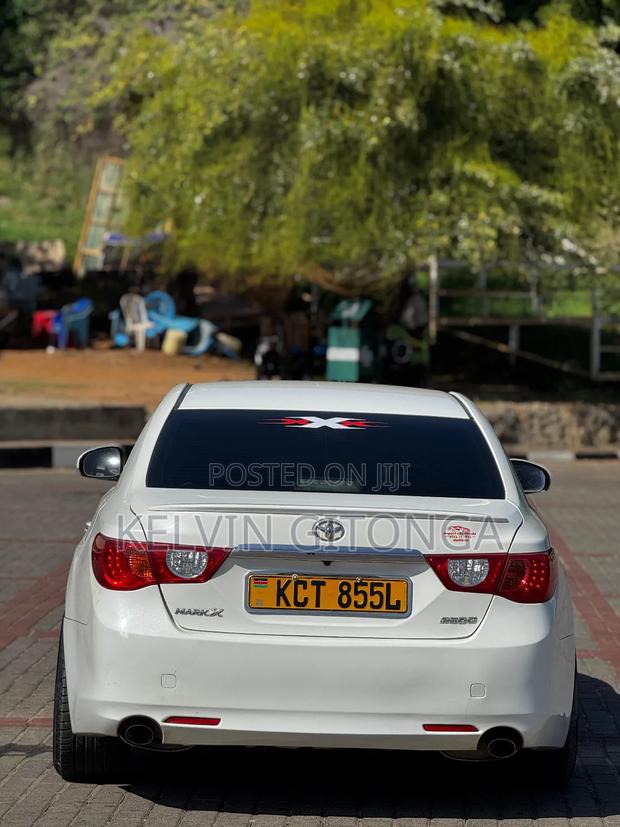 Toyota Mark X 2012 White