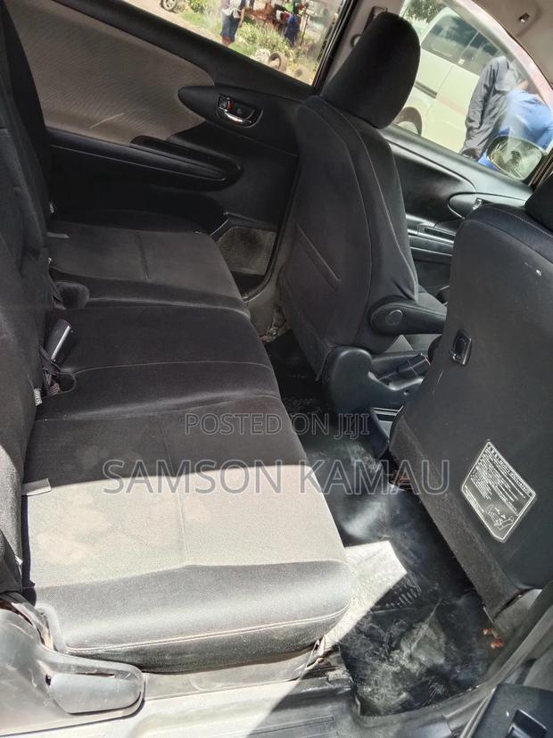 Toyota Wish 2010 Black