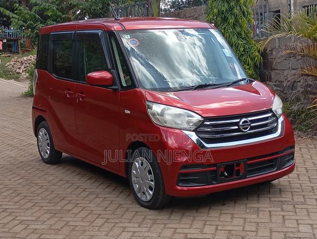 Nissan Dayz Roox 2017 Red